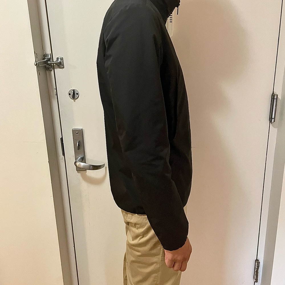 THEORY Multi Pocket Tech Jacket - Picture 3 of 8